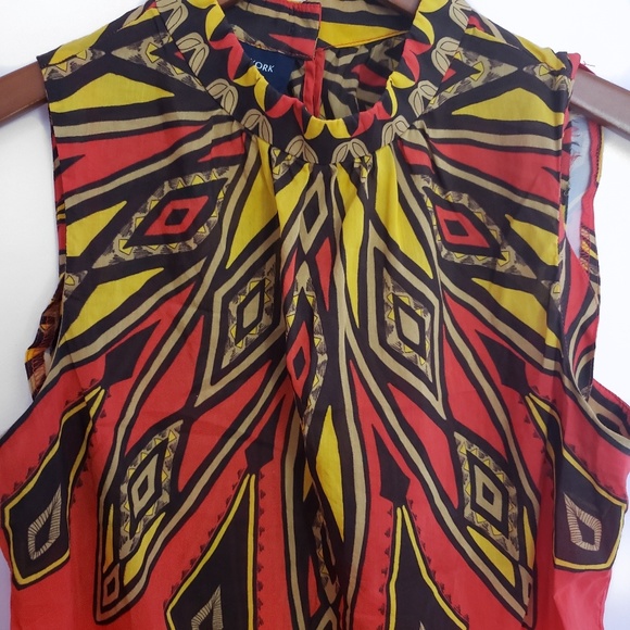 Jones New York Signature Tribal Print Top Size S - Picture 2 of 6